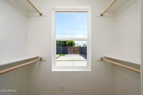 1351 E Clarendon Ave, Phoenix, AZ 85014 photo 17
