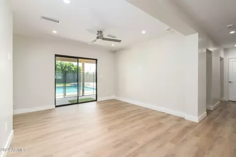 1351 E Clarendon Ave, Phoenix, AZ 85014 photo 31