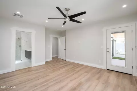 1351 E Clarendon Ave, Phoenix, AZ 85014 photo 16