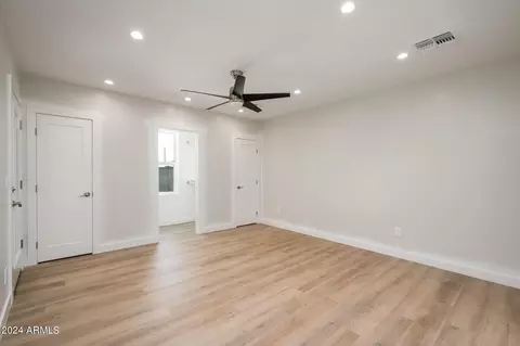 1351 E Clarendon Ave, Phoenix, AZ 85014 photo 15