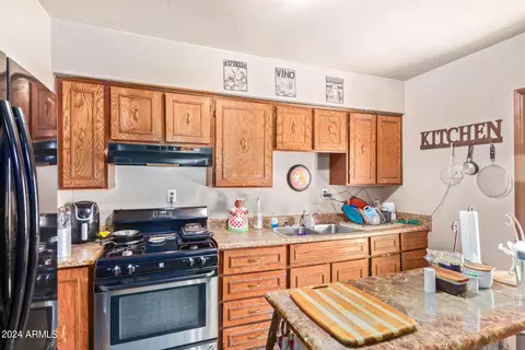 2839 E Atlanta Ave, Phoenix, AZ 85040 photo 8