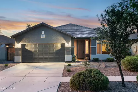 Exterior - 4256 E Cloudburst Ct, Gilbert, AZ 85297 photo 18 of 19