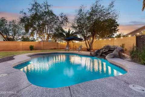 Exterior - 4256 E Cloudburst Ct, Gilbert, AZ 85297 photo 4 of 19
