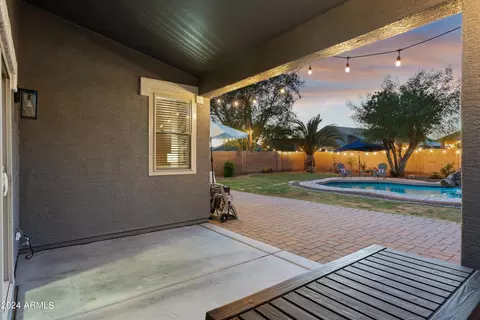 Exterior - 4256 E Cloudburst Ct, Gilbert, AZ 85297 photo 5 of 19