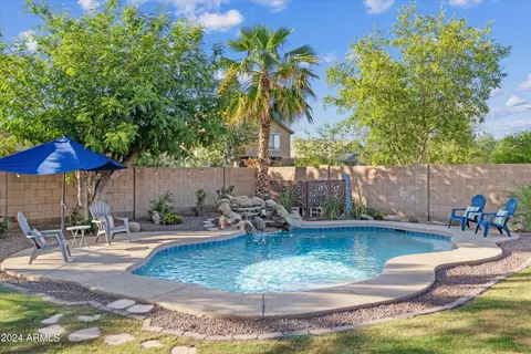 Exterior - 4256 E Cloudburst Ct, Gilbert, AZ 85297 photo 9 of 19