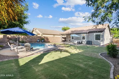 Exterior - 4256 E Cloudburst Ct, Gilbert, AZ 85297 photo 8 of 19