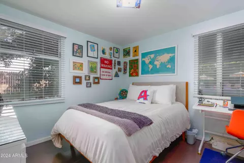 Bedroom - 3237 E Clarendon Ave, Phoenix, AZ 85018 photo 1 of 3