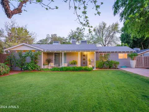 3237 E Clarendon Ave, Phoenix, AZ 85018