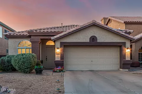 4550 W Binner Dr, Chandler, AZ 85226