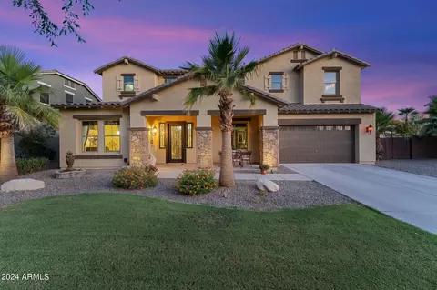 2887 E Flower St, Gilbert, AZ 85298