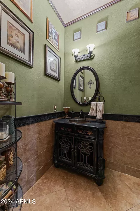 Bath - 2887 E Flower St, Gilbert, AZ 85298 photo 1 of 11