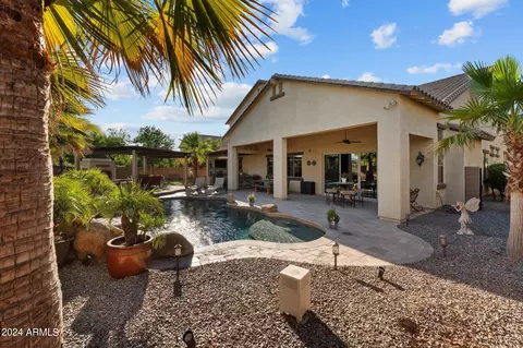Exterior - 2887 E Flower St, Gilbert, AZ 85298 photo 10 of 18