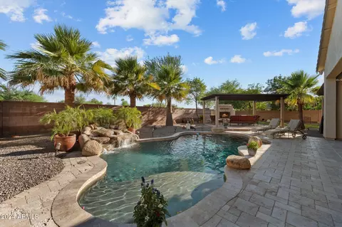 Exterior - 2887 E Flower St, Gilbert, AZ 85298 photo 8 of 18