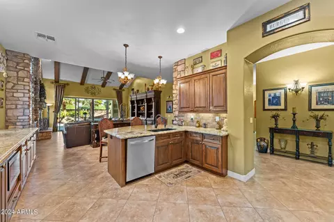 Kitchen - 2887 E Flower St, Gilbert, AZ 85298 photo 6 of 10