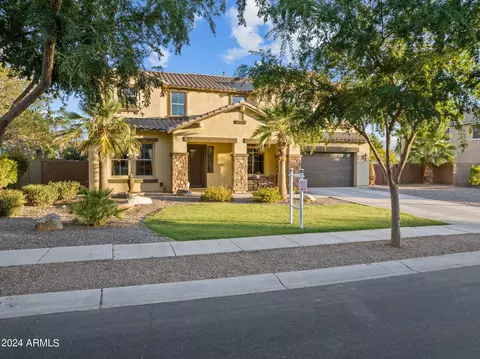 Exterior - 2887 E Flower St, Gilbert, AZ 85298 photo 17 of 18