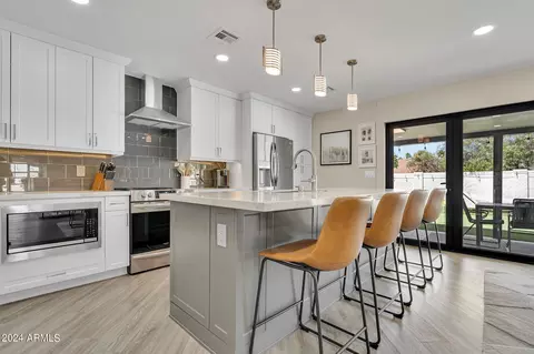2330 E Shea Blvd, Phoenix, AZ 85028 photo 12