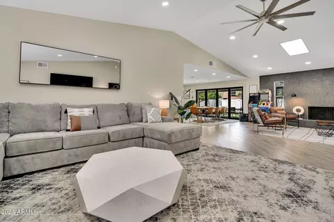 2330 E Shea Blvd, Phoenix, AZ 85028 photo 6