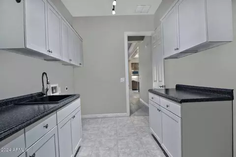 Kitchen - 3946 Enrose St, Mesa, AZ 85205 photo 7 of 7
