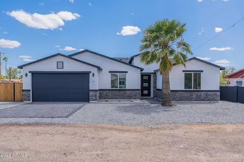 825 W Taylor Ave, Coolidge, AZ 85128