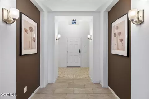 Entry Way - 721 E Harwell Rd, Phoenix, AZ 85042 photo 2 of 2