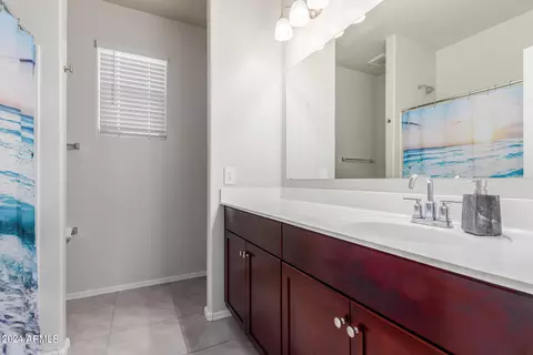 Bath - 9406 E Silo Rd, Florence, AZ 85132 photo 3 of 3