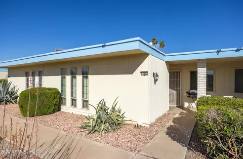 10962 W Coggins Dr, Sun City, AZ 85351