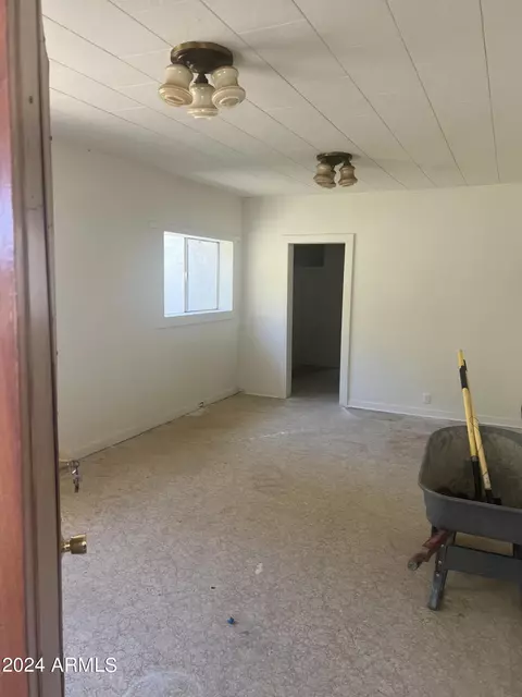 322 W Maple St, Globe, AZ 85501 photo 5