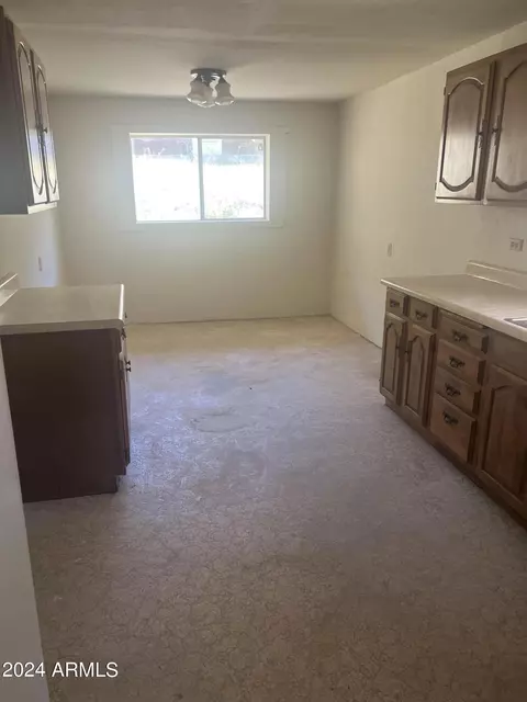 322 W Maple St, Globe, AZ 85501 photo 7