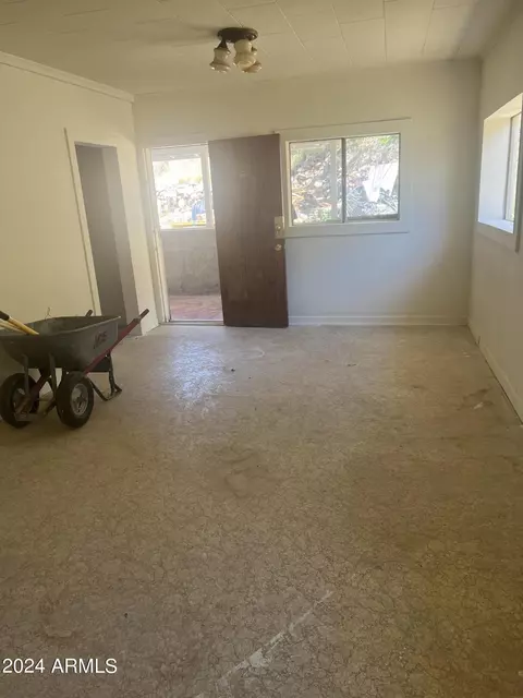 322 W Maple St, Globe, AZ 85501 photo 8