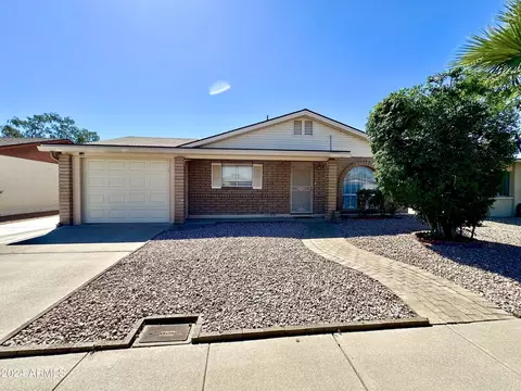 2205 E Gretta Pl, Phoenix, AZ 85022 photo 2