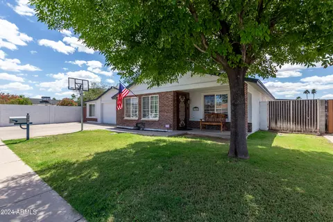 1701 W Nopal Dr, Chandler, AZ 85224