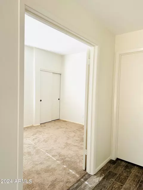 Entry Way - 1817 E Hearn Rd, Phoenix, AZ 85022 photo 3 of 7