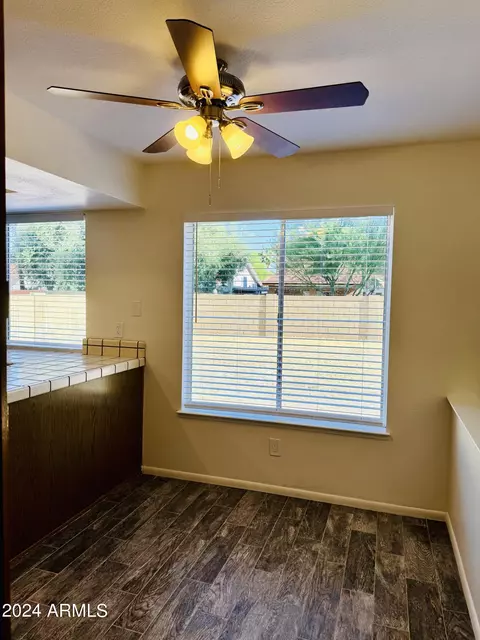 Dining - 1817 E Hearn Rd, Phoenix, AZ 85022 photo 2 of 2