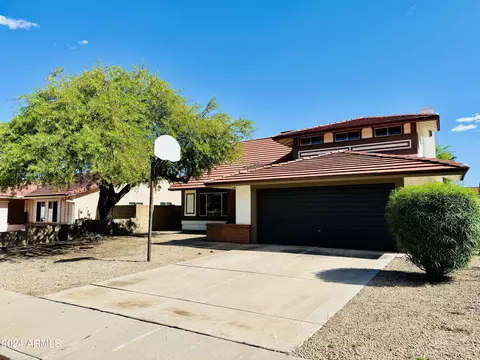 Exterior - 1817 E Hearn Rd, Phoenix, AZ 85022 photo 3 of 5