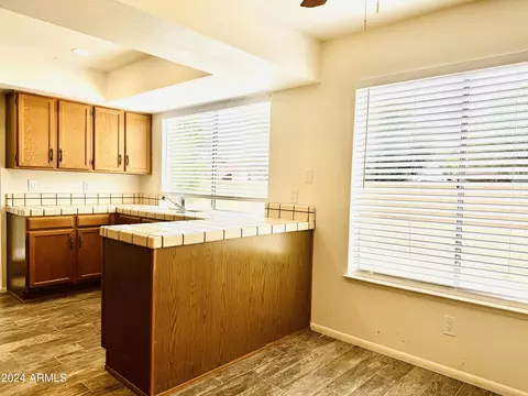 Kitchen - 1817 E Hearn Rd, Phoenix, AZ 85022 photo 1 of 7