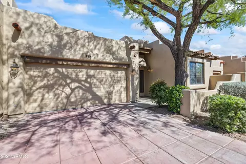 7955 E Chaparral Rd #113, Scottsdale, AZ 85250