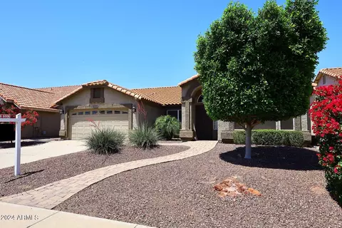 3640 E Mountain Sky Ave, Phoenix, AZ 85044 photo 2