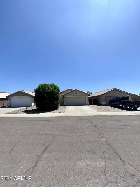 Exterior - 3823 S Bowman Rd, Apache Junction, AZ 85119 photo 8 of 9
