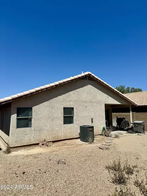 Exterior - 3823 S Bowman Rd, Apache Junction, AZ 85119 photo 6 of 9