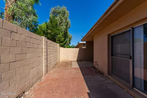 702 E Colgate Dr, Tempe, AZ 85283 photo 24