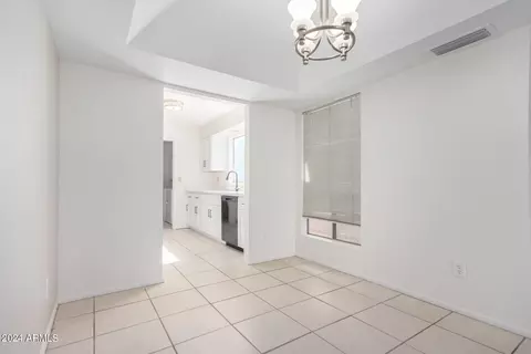 702 E Colgate Dr, Tempe, AZ 85283 photo 10