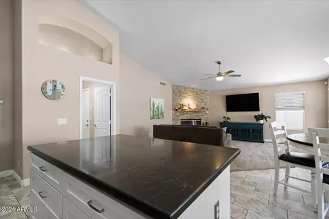 226 S Cobblestone Dr, Gilbert, AZ 85296 photo 14