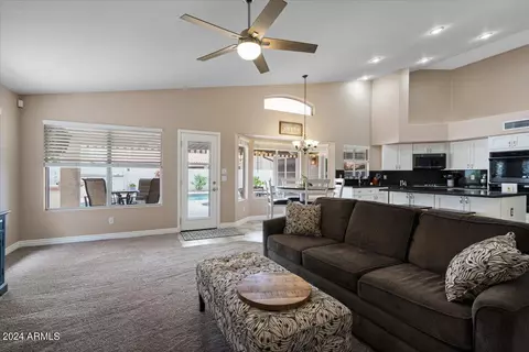 226 S Cobblestone Dr, Gilbert, AZ 85296 photo 18