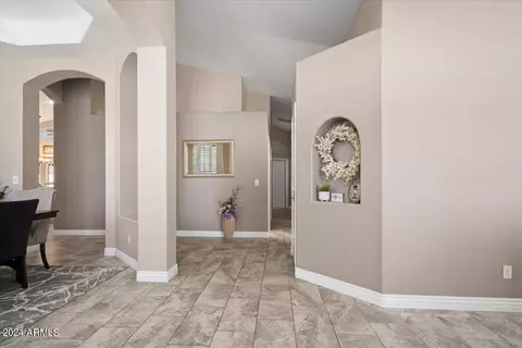226 S Cobblestone Dr, Gilbert, AZ 85296 photo 5