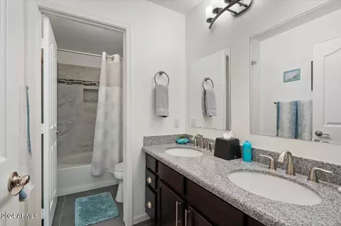 226 S Cobblestone Dr, Gilbert, AZ 85296 photo 26