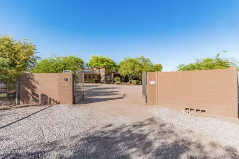 Other - 924 E Carlise Rd, Phoenix, AZ 85086 photo 2 of 23