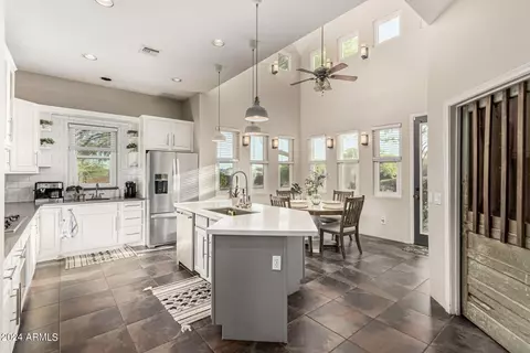 Kitchen - 924 E Carlise Rd, Phoenix, AZ 85086 photo 1 of 4