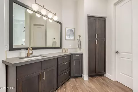 3533 Expedition Way, Phoenix, AZ 85050 photo 25