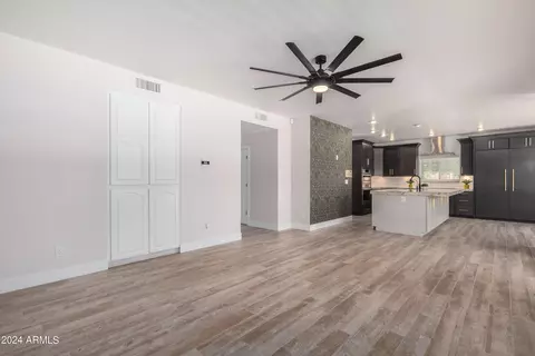 Living - 4625 E Garnet Cir, Mesa, AZ 85206 photo 9 of 16