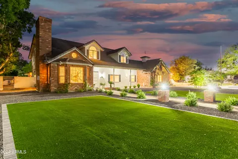 Exterior - 4625 E Garnet Cir, Mesa, AZ 85206 photo 4 of 20